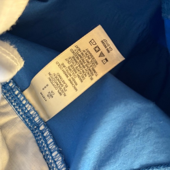 DKNY Jeans Shorts Women’s Rolled Cuff Shorts. Size 8 Royal Blue. - Picture 4 of 5